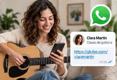 Creadora respondiendo por WhatsApp con el enlace a su perfil de Glufes